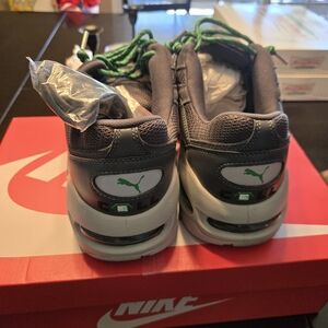 Puma cell endura Rhymefest